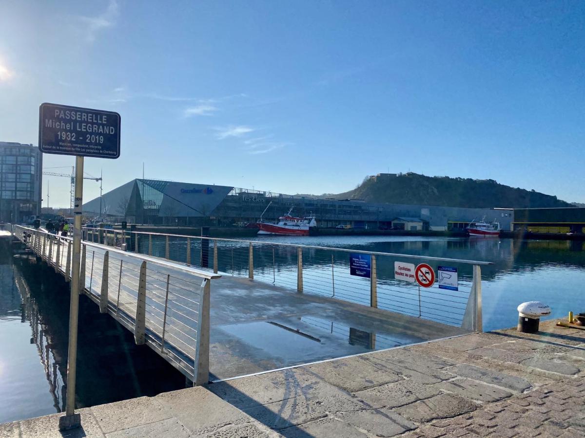 Le Hublot - Meuble Tourisme Classe 3 Etoiles Cherbourg-en-Cotentin Exteriör bild